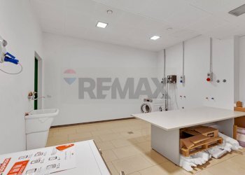 Lavanderia - One-room apartment Via Emilio Borsa
 
1, Milano - photo 24