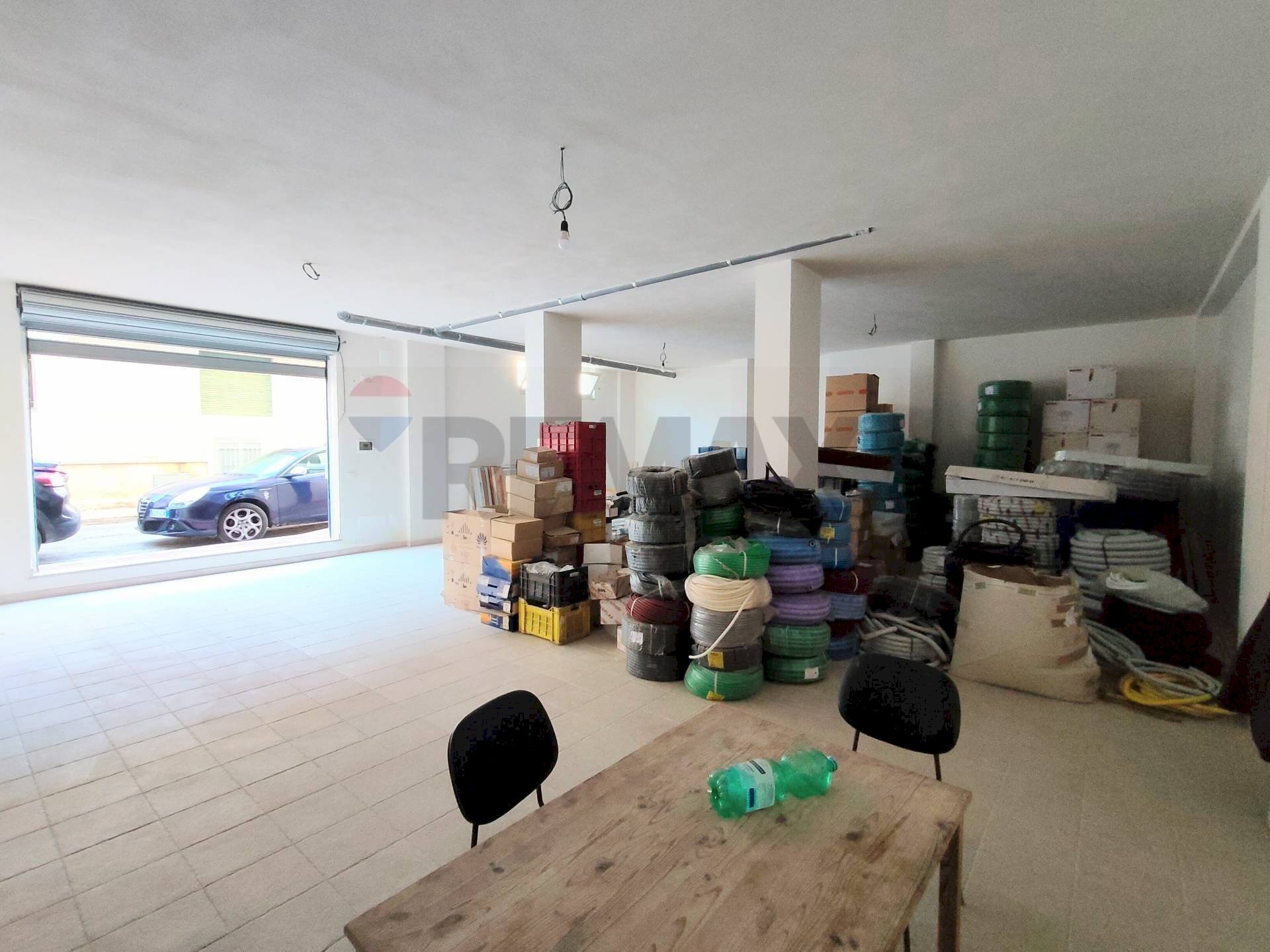 Dispensa di stoccaggio - Box via Giacomo Matteotti
 
16, Bitritto - photo 3