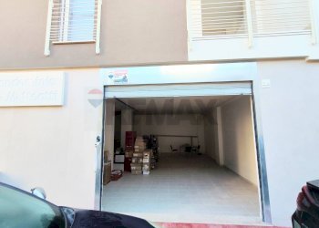 Parcheggio - Box via Giacomo Matteotti
 
16, Bitritto - photo 5