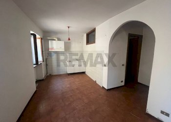 Stanza vuota - Casa semi indipendente Via Garibaldi, Duno - foto 5