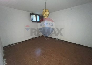 Stanza vuota - Casa semi indipendente Via Garibaldi, Duno - foto 10