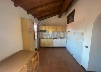 Cucina - Casa semi indipendente Via Garibaldi, Duno - foto 14