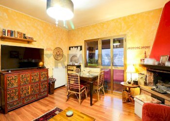 Sala da pranzo - Trilocale Via Cantine
 
19, Porto Ceresio - foto 15