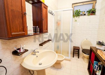 Bagno - Trilocale Via Cantine
 
19, Porto Ceresio - foto 24