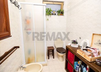 Bagno - Trilocale Via Cantine
 
19, Porto Ceresio - foto 25