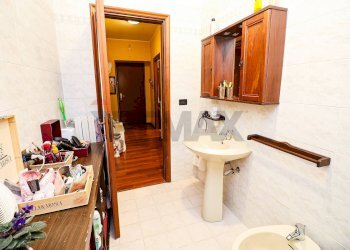 Bagno - Trilocale Via Cantine
 
19, Porto Ceresio - foto 26