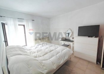 Camera / camera da letto - Trilocale Via Chiesa
 
10, Caravate - foto 8