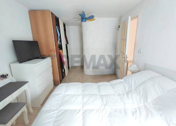 Camera / camera da letto - Trilocale Via Chiesa
 
10, Caravate - foto 9