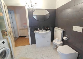 Bagno - Trilocale Via Chiesa
 
10, Caravate - foto 10