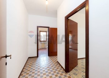 Hall / corridoio - Trilocale via San Matteo
 
86, Monterotondo - foto 11