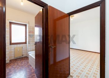 Hall / corridoio - Trilocale via San Matteo
 
86, Monterotondo - foto 25