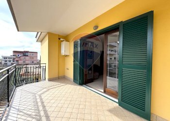 Terrazza - Trilocale Via Giancarlo Siani
 
6, Marano di Napoli - foto 3