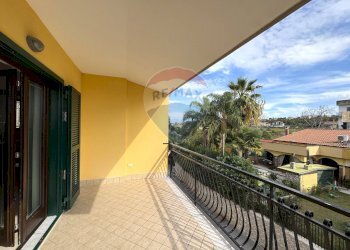 Balcone - Trilocale Via Giancarlo Siani
 
6, Marano di Napoli - foto 10