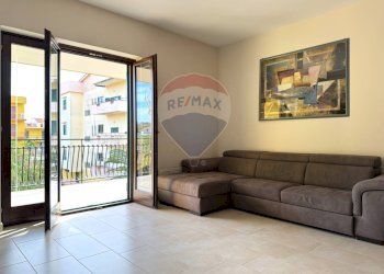 Soggiorno - Trilocale Via Giancarlo Siani
 
6, Marano di Napoli - foto 5