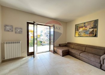 Soggiorno - Trilocale Via Giancarlo Siani
 
6, Marano di Napoli - foto 1