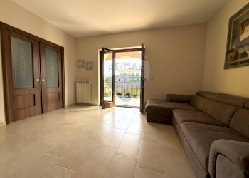 Soggiorno - Trilocale Via Giancarlo Siani
 
6, Marano di Napoli - foto 6