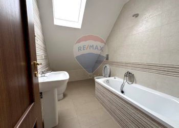 Bagno - Trilocale Via Giancarlo Siani
 
6, Marano di Napoli - foto 18