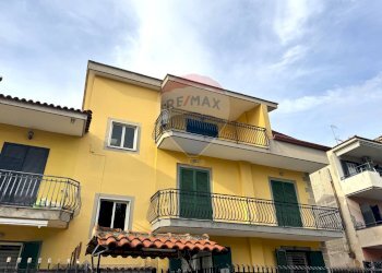 Edificio all\'aperto - Trilocale Via Giancarlo Siani
 
6, Marano di Napoli - foto 32