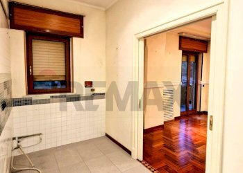 Bagno - Trilocale Salita Miradois
 
49A, Napoli - foto 7