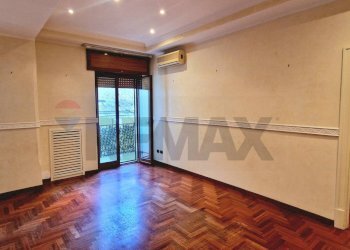 Stanza vuota - Trilocale Salita Miradois
 
49A, Napoli - foto 8