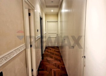 Hall / corridoio - Trilocale Salita Miradois
 
49A, Napoli - foto 10