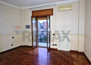 Stanza vuota - Trilocale Salita Miradois
 
49A, Napoli - foto 14