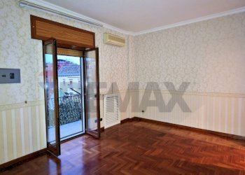 Stanza vuota - Trilocale Salita Miradois
 
49A, Napoli - foto 15