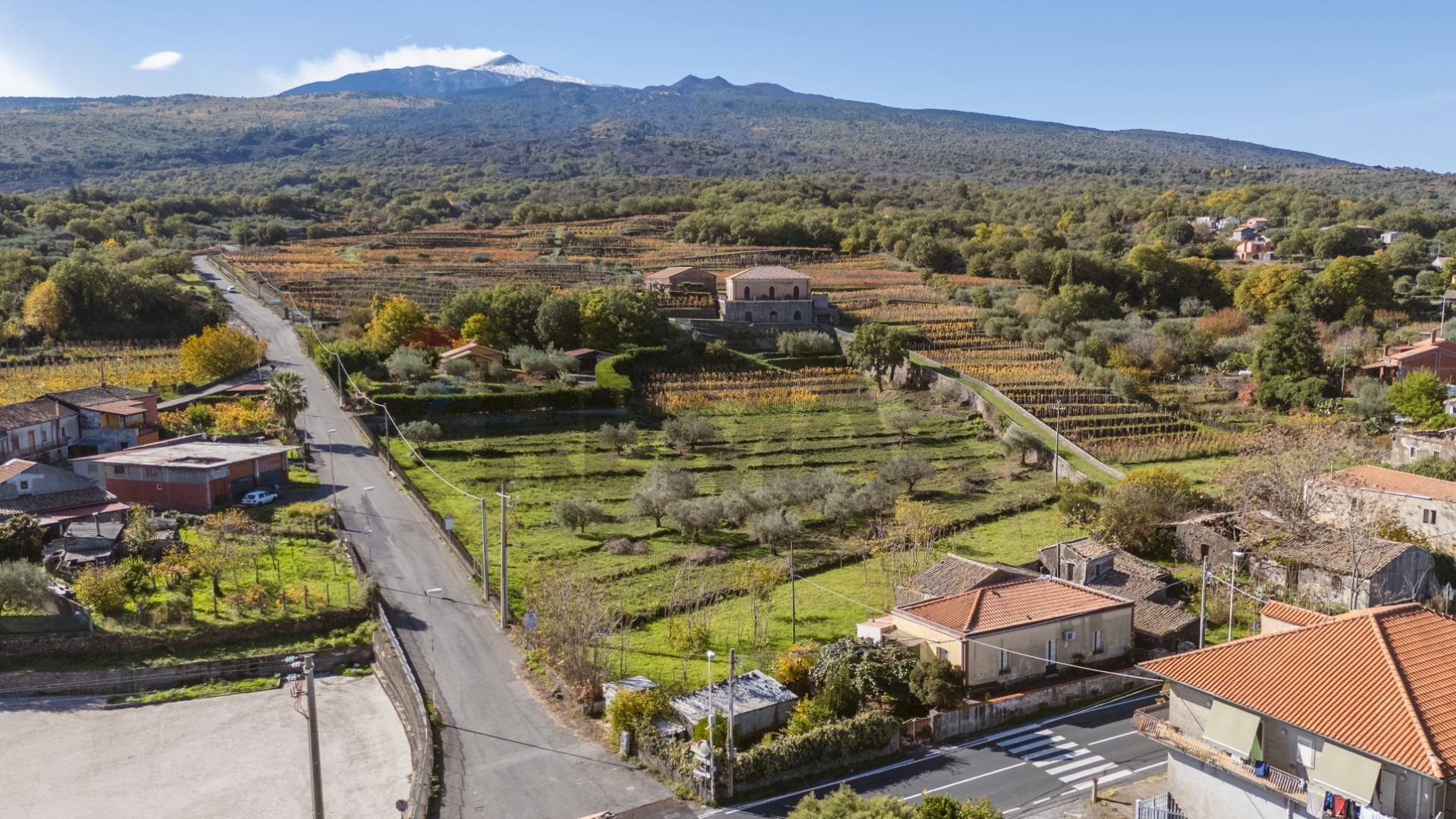 Vista delle montagne - Rustic Strada Statale 120 Rovittello CT
 
5, Castiglione di Sicilia - photo 1