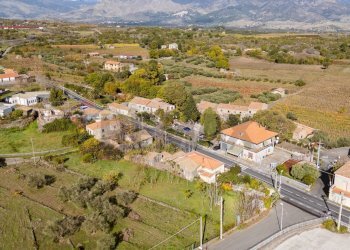 Vista delle montagne - Rustic Strada Statale 120 Rovittello CT
 
5, Castiglione di Sicilia - photo 9