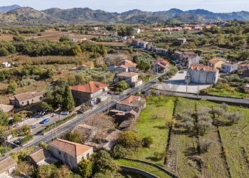 Vista delle montagne - Rustic Strada Statale 120 Rovittello CT
 
5, Castiglione di Sicilia - photo 12