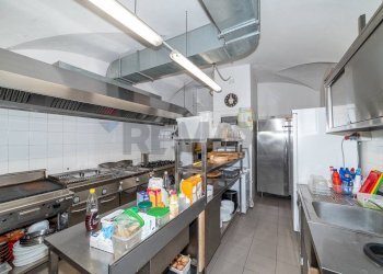 Cucina - Attività Commerciale Via Giuseppe Garibaldi
 
66, Catania - foto 33