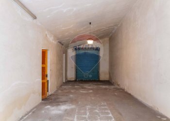 Hall / corridoio - Villa VIA REGINA MARGHERITA
 
83, Fiumefreddo di Sicilia - foto 37