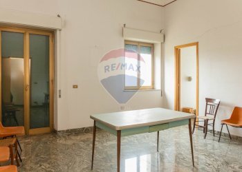 Sala da pranzo - Villa VIA REGINA MARGHERITA
 
83, Fiumefreddo di Sicilia - foto 56