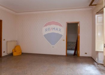 Stanza vuota - Villa VIA REGINA MARGHERITA
 
83, Fiumefreddo di Sicilia - foto 76