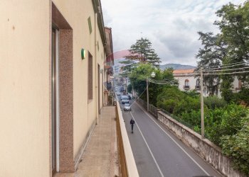 Balcone - Villa VIA REGINA MARGHERITA
 
83, Fiumefreddo di Sicilia - foto 92