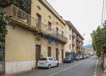 Edificio all\'aperto - Villa VIA REGINA MARGHERITA
 
83, Fiumefreddo di Sicilia - foto 101