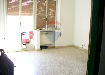 Stanza vuota - Appartamento Viale Mario Milazzo
 
53, Caltagirone - foto 3