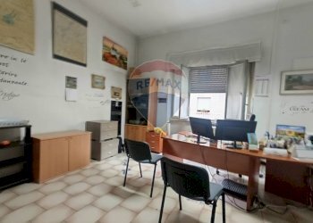 Ufficio - Ufficio Via Ivrea
 
4, Gallarate - foto 9