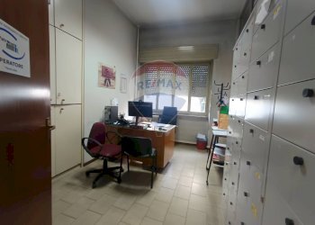 Ufficio - Ufficio Via Ivrea
 
4, Gallarate - foto 13