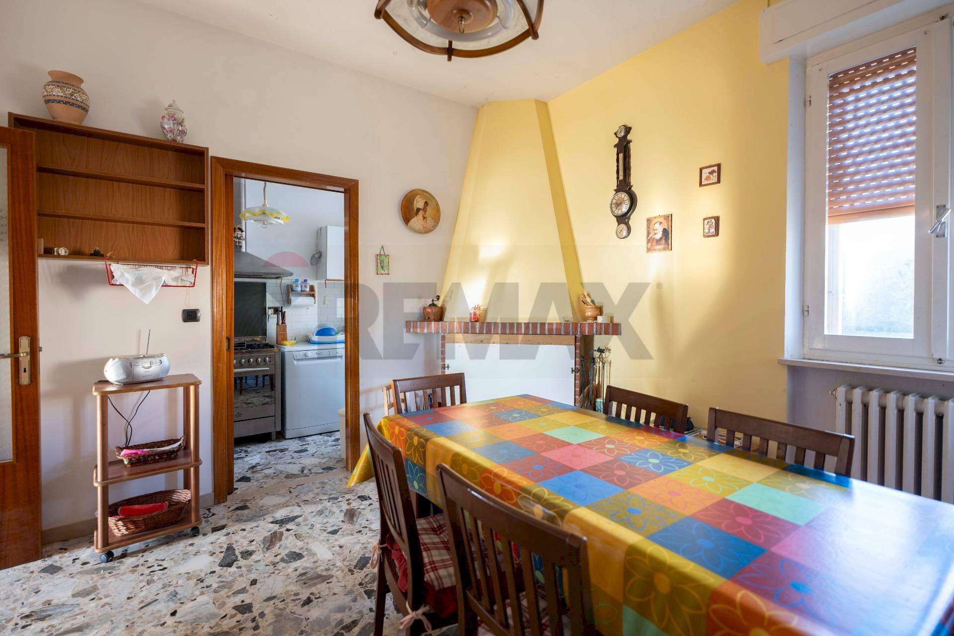 Sala da pranzo - Three-room apartment Via Eremo della Romita
 
20, Cupramontana - photo 2