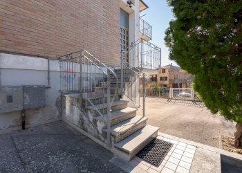 Scale - Trilocale Via Eremo della Romita
 
20, Cupramontana - foto 18