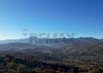 Vista delle montagne - Trilocale Via Eremo della Romita
 
20, Cupramontana - foto 23