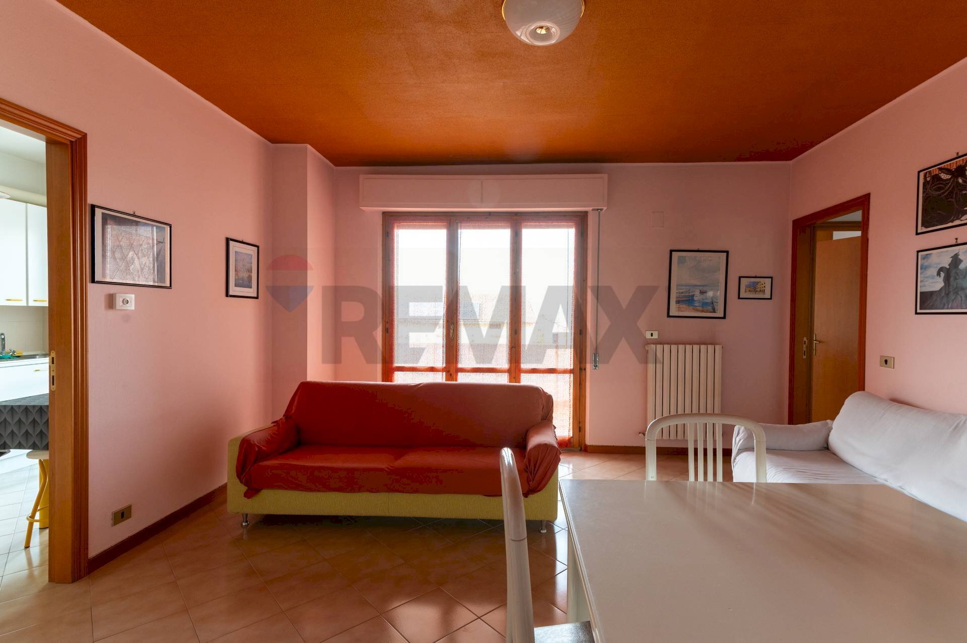 Sala da pranzo - Apartment piazza martiri della resistenza
 
11, Cupramontana - photo 2