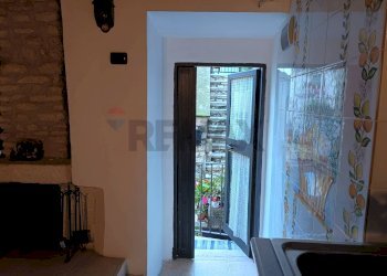 Hall / corridoio - Independent house via San Giuseppe
 
24, Vico del Gargano - photo 5