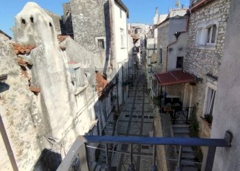 Edificio all\'aperto - Independent house via San Giuseppe
 
24, Vico del Gargano - photo 45