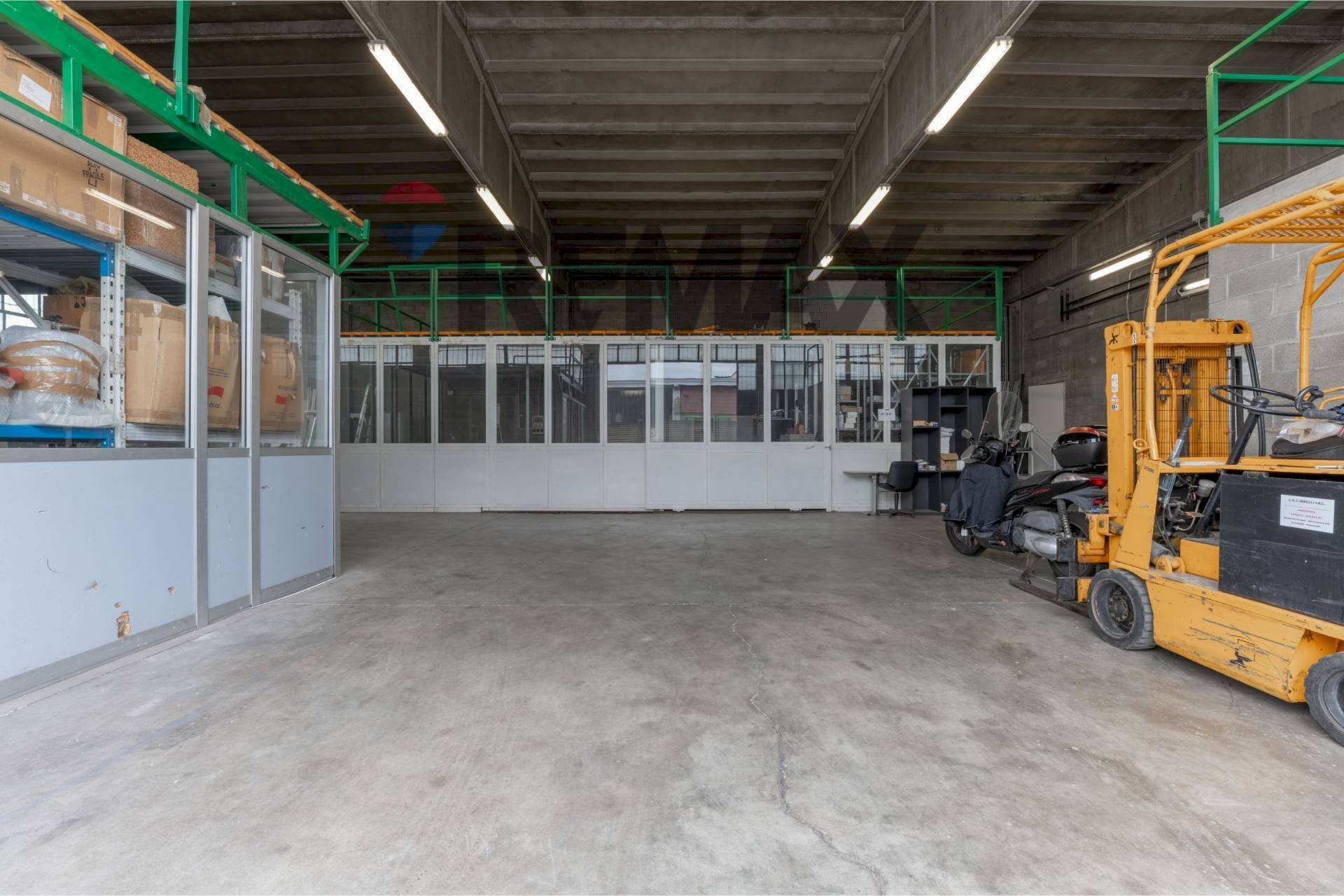 Parcheggio - Capannone via gadda
 
3, San Donato Milanese - foto 1