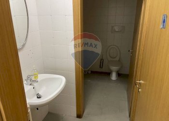 Bagno - Negozio Via Cavour, Belluno - foto 8