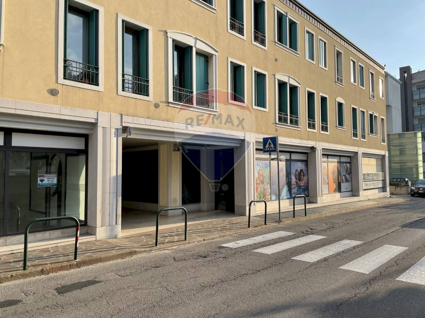 Edificio all\'aperto - Shop Via Cavour, Belluno - photo 3