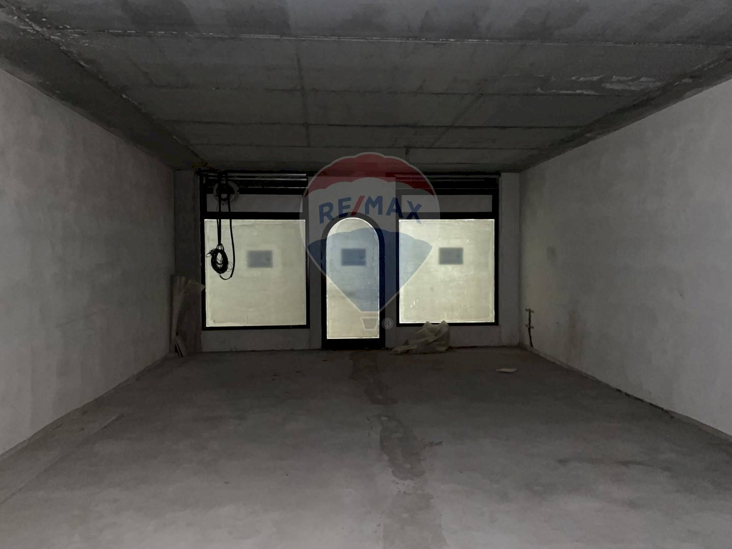 Parcheggio - Shop Via Cavour, Belluno - photo 2