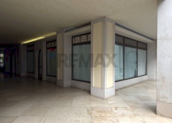 Terrazza - Negozio Via Cavour, Belluno - foto 2